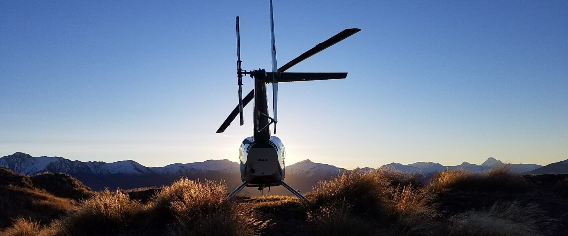 luxury flights wanaka helicopters qualmark