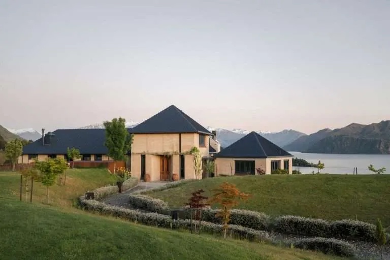 rippon winery and vineyard hali tours wanaka helicopters wanaka